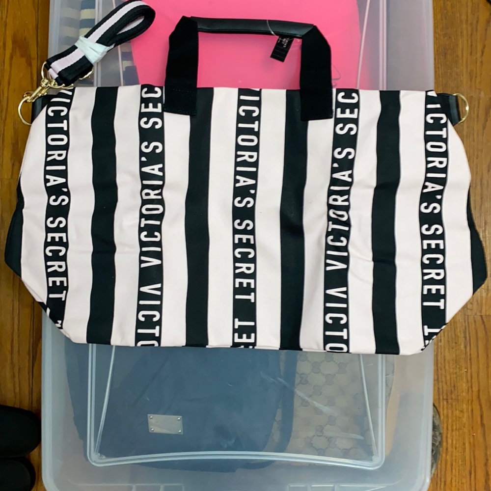 Vs travel bag